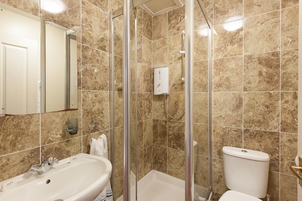Pitt Street Apartment Beautiful Spacious Apartment Free Parking And Free Sanitizer Edimburgo Camera foto
