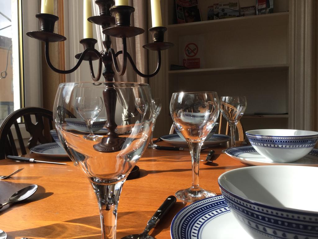 Pitt Street Apartment Beautiful Spacious Apartment Free Parking And Free Sanitizer Edimburgo Esterno foto