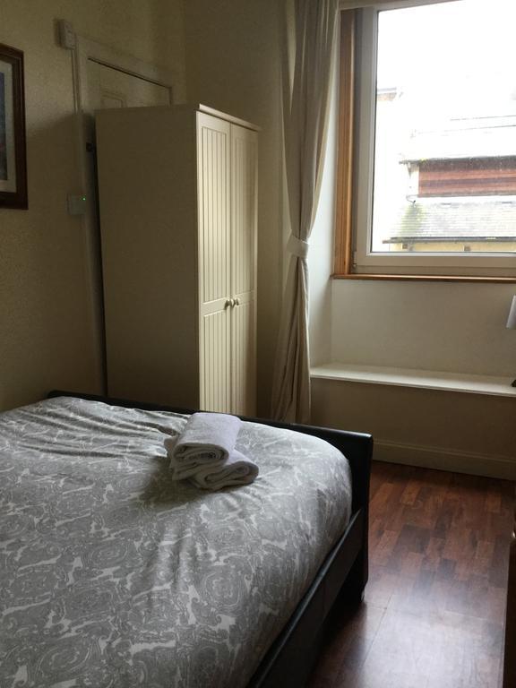 Pitt Street Apartment Beautiful Spacious Apartment Free Parking And Free Sanitizer Edimburgo Esterno foto