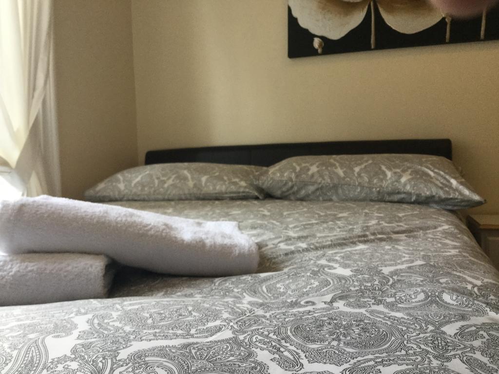Pitt Street Apartment Beautiful Spacious Apartment Free Parking And Free Sanitizer Edimburgo Esterno foto