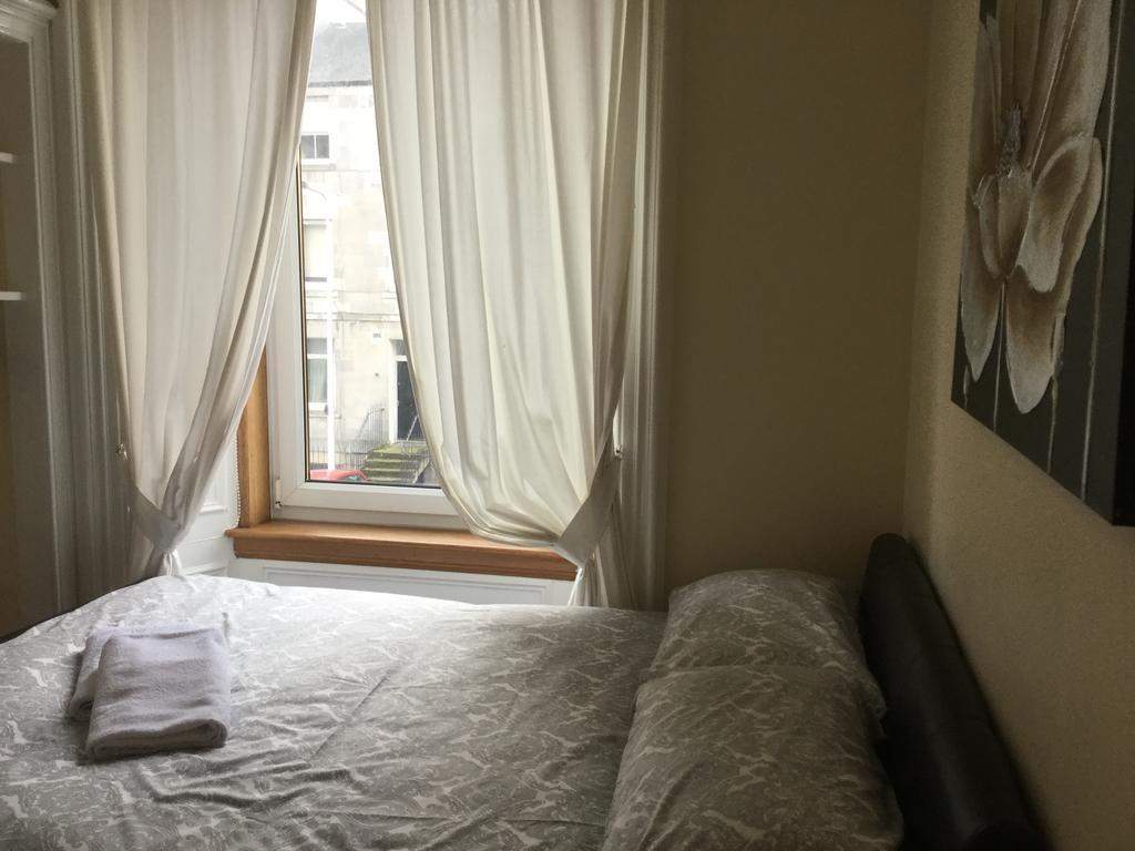Pitt Street Apartment Beautiful Spacious Apartment Free Parking And Free Sanitizer Edimburgo Esterno foto